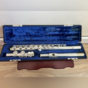Gemeinhardt 22SP Silver Plated Flute With Case Tested Working